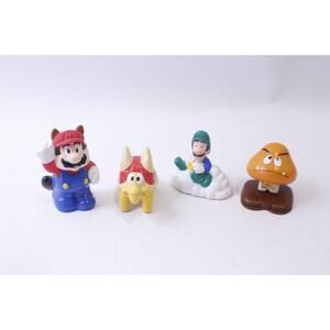 Super Mario Bros McDonald's Happy Meal, Figurines Set, Raccoon Mario, Luigi on